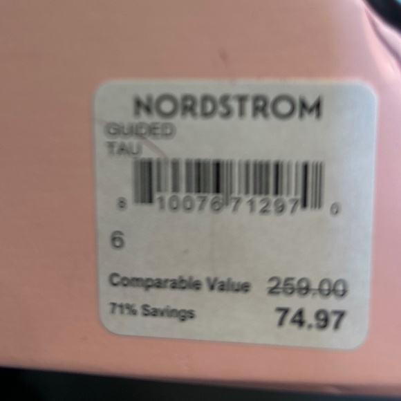 Intentionally _________ boots - Picture 4 of 4